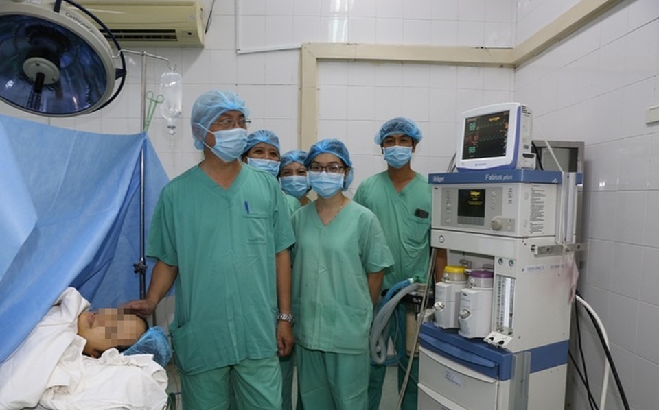 Mổ đẻ thành công cho sản phụ mắc chứng tăng đông máu hiếm gặp - 1 Mổ đẻ thành công cho sản phụ mắc chứng tăng đông máu hiếm gặp - 1