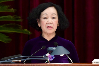 Bộ Chính trị yêu cầu có chính sách tiền lương phù hợp đặc thù từng ngành