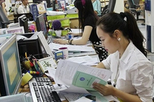 Doanh nghiệp nợ bảo hiểm xã hội phải bồi thường cho người lao động?