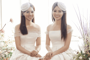 Á hậu Thuỵ Vân hứa chọn váy cưới cho bạn gái NSND Công Lý ngày lên xe hoa