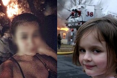 Gái xinh “tự sướng” khi Luxury Club cháy lớn