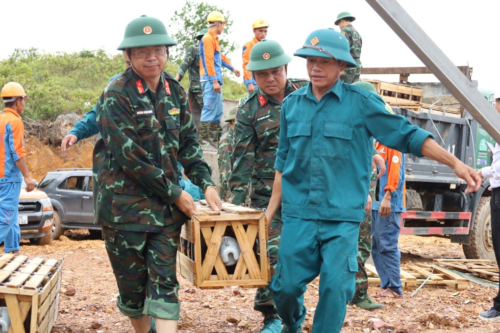 Thủ tướng: Khánh thành đường dây 500kV đi qua 9 tỉnh vào dịp 2/9 - 2 Thủ tướng: Khánh thành đường dây 500kV đi qua 9 tỉnh vào dịp 2/9 - 2