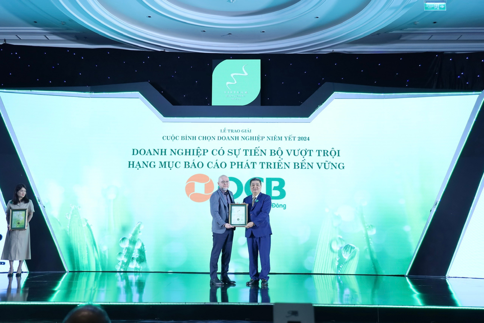 OCB nhận giải tiến bộ trong báo cáo phát triển bền vững - 1 OCB nhận giải tiến bộ trong báo cáo phát triển bền vững - 1