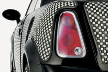 Mini Cooper khảm thuỷ tinh nghệ thuật