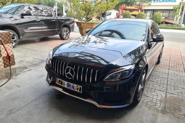 Mercedes C250 đời 2015 rao bán giá 700 triệu đồng, người mua nên cảnh giác?