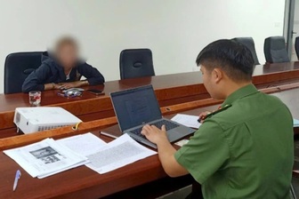 Xử lý 5 trường hợp chia sẻ bài viết của đối tượng phản động Lê Trung Khoa