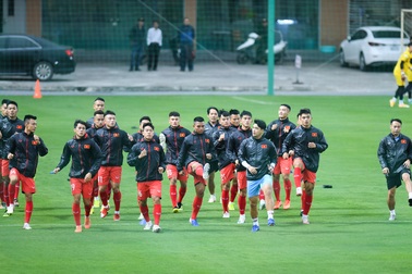 U22 Việt Nam thở không ra hơi với bài test của thầy Park