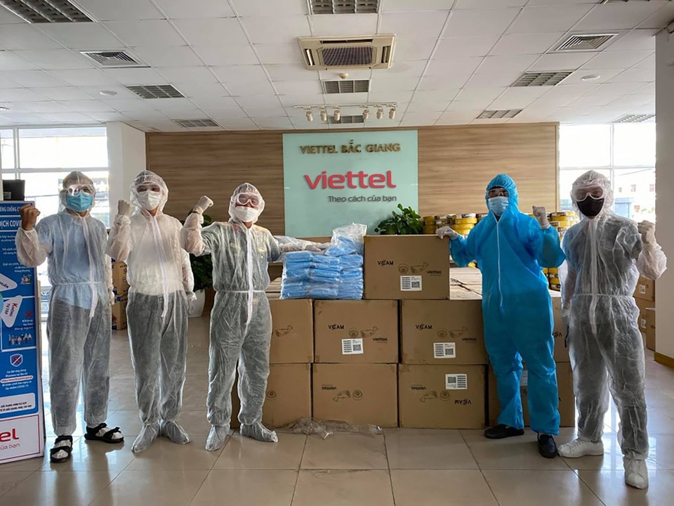 Viettel hoàn thành lắp đặt và kết nối 3.000 camera giám sát tại khu vực cách ly - 1 Viettel hoàn thành lắp đặt và kết nối 3.000 camera giám sát tại khu vực cách ly - 1