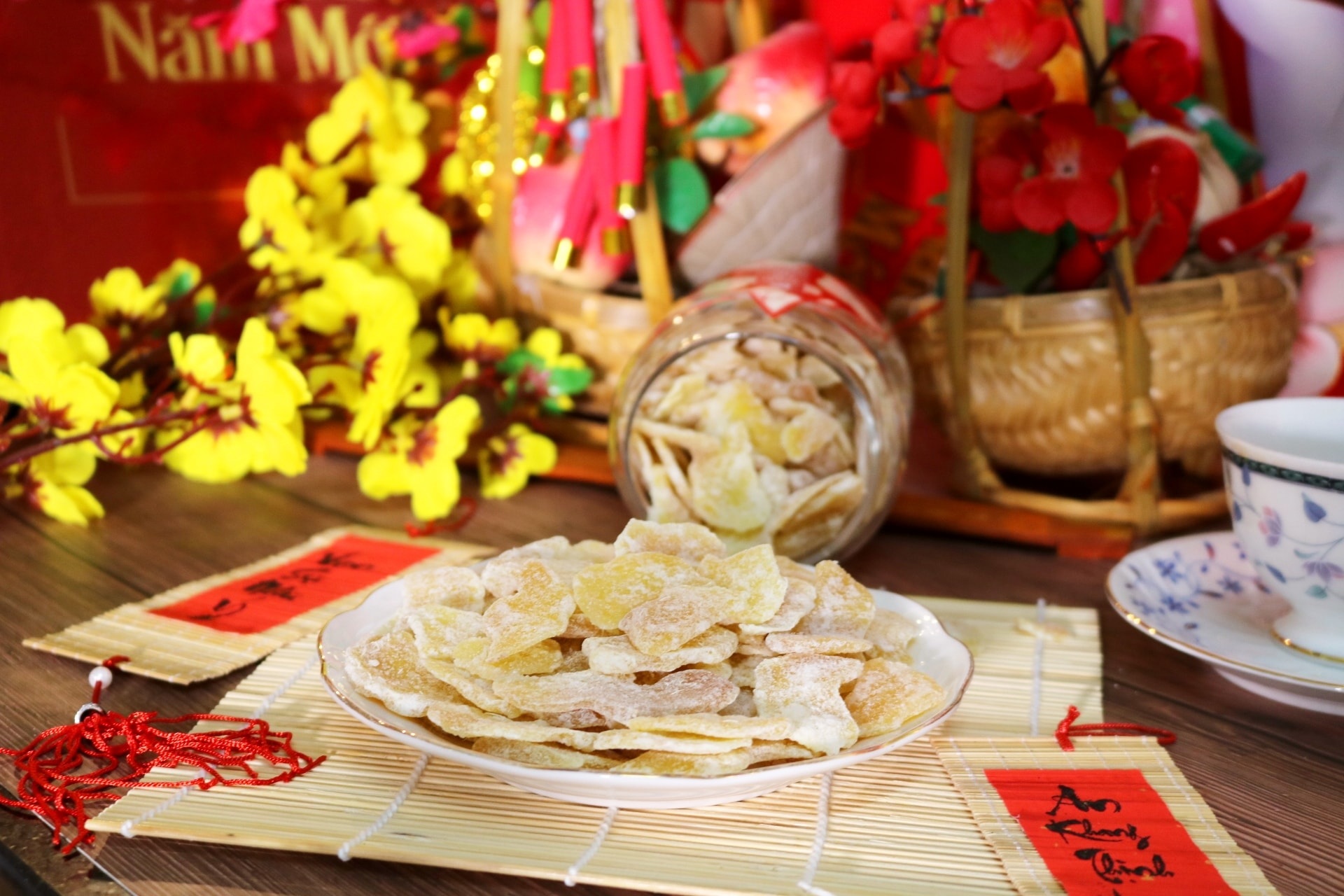 Hướng dẫn làm mứt gừng thơm, dẻo nhâm nhi ngày Tết - 1 Hướng dẫn làm mứt gừng thơm, dẻo nhâm nhi ngày Tết - 1