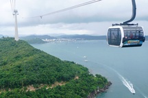 Trải nghiệm cáp treo vượt biển dài nhất thế giới ở Phú Quốc