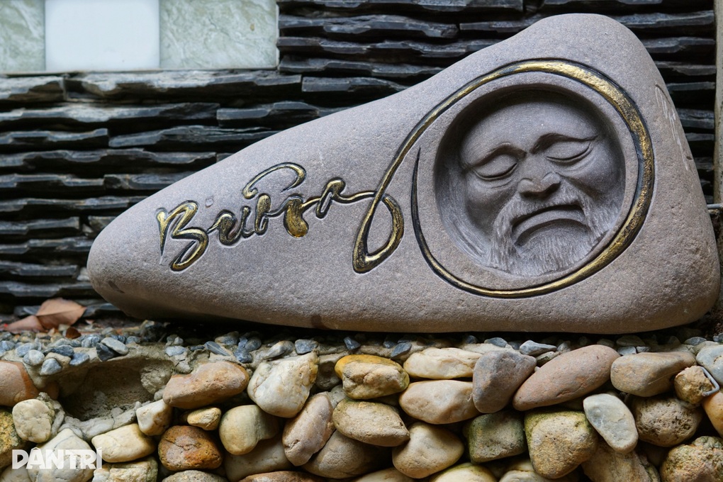 Hàng thập kỷ sưu tầm đá độc, lạ, không bán chỉ để mọi người ngắm - 4