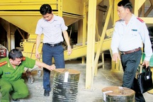 Thêm nhiều công ty trộn "độc dược" vào thức ăn chăn nuôi