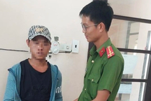 Nam thanh niên không có tiền đi xe, phải đi bộ từ Quảng Nam về Nghệ An