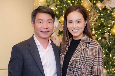 Vợ NSND Công Lý bức xúc phủ nhận tin chồng qua đời