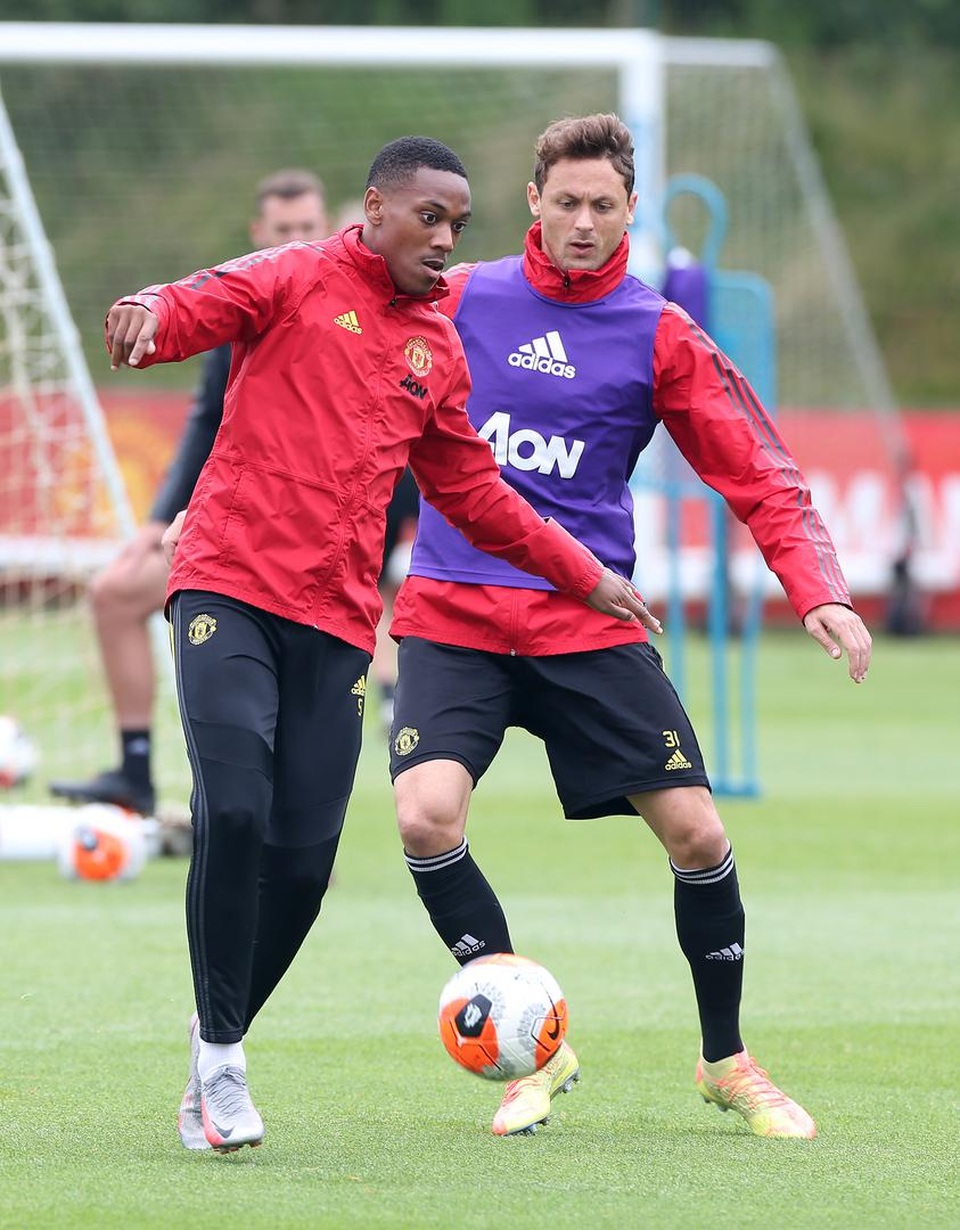 Man Utd chuẩn bị sẵn sàng đón tiếp Bournemouth - 9 Man Utd chuẩn bị sẵn sàng đón tiếp Bournemouth - 9