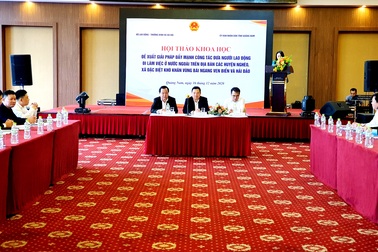 Đề xuất đẩy mạnh đưa người lao động nghèo đi làm việc ở nước ngoài