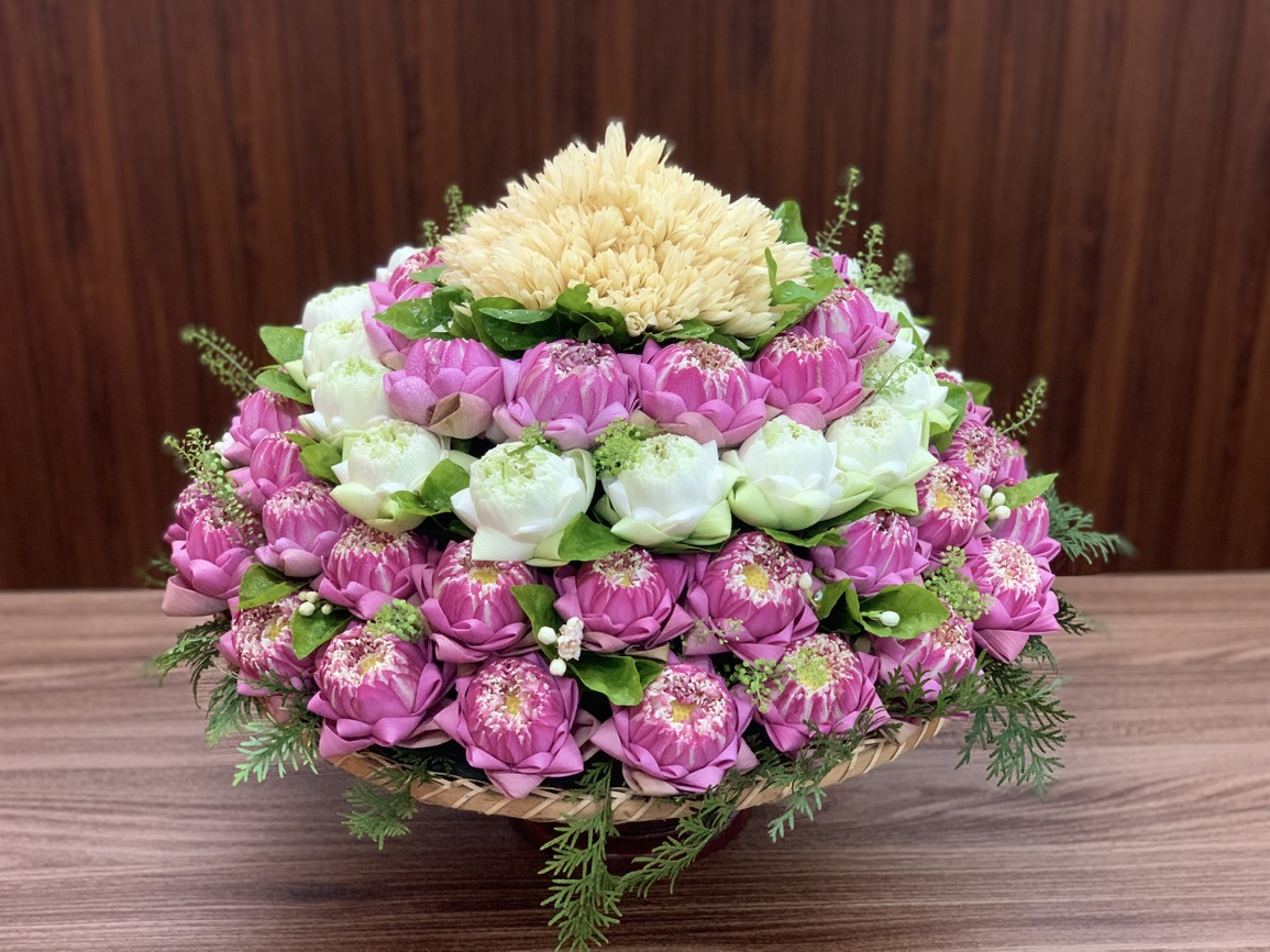 Mâm cúng giá 1,7 triệu đồng đắt như tôm tươi ngày Tết Đoan Ngọ - 4 Mâm cúng giá 1,7 triệu đồng đắt như tôm tươi ngày Tết Đoan Ngọ - 4