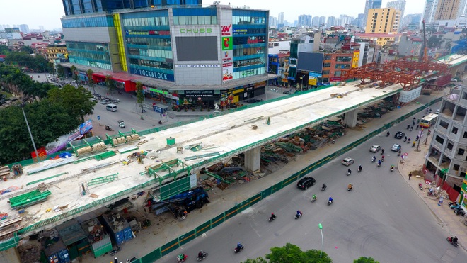 Đại công trường trên cao 9.400 tỷ xuyên đường cong mềm mại ở Hà Nội - 20