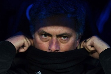 Real Madrid: Chơi dao coi chừng bị đứt tay