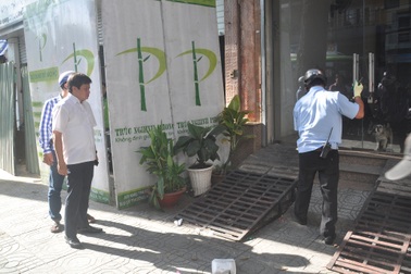 “TPHCM không chủ trương đẩy, đuổi người bán hàng rong”