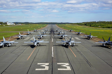 Chiến sự Ukraine ngày 23/8: Ông Zelensky yêu cầu Phần Lan cung cấp F-18