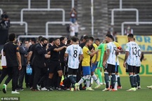 Đại chiến Brazil và Argentina mới thi đấu 8 phút bất ngờ bị hủy