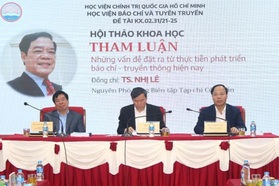 Tiếp tục nghiên cứu, vận dụng và phát triển sáng tạo tư tưởng Hồ Chí Minh trong phát triển báo chí-truyền thbà Việt Nam