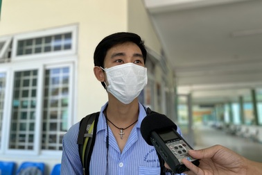 Nam sinh viên mắc Covid-19: “Bạn bè đã bảo vệ khi em bị dân mạng 'ném' đá”