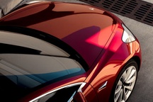 Tesla Model 3 có doanh số cao hơn tất cả xe con của BMW cộng lại