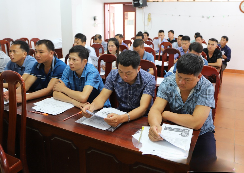 Điện Biên: Nâng cao năng lực cho cán bộ làm công tác giảm nghèo - 1 Điện Biên: Nâng cao năng lực cho cán bộ làm công tác giảm nghèo - 1