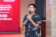 Hồ Hoài Anh: "Tôi chỉ muốn đứng đằng sau, làm việc âm thầm"