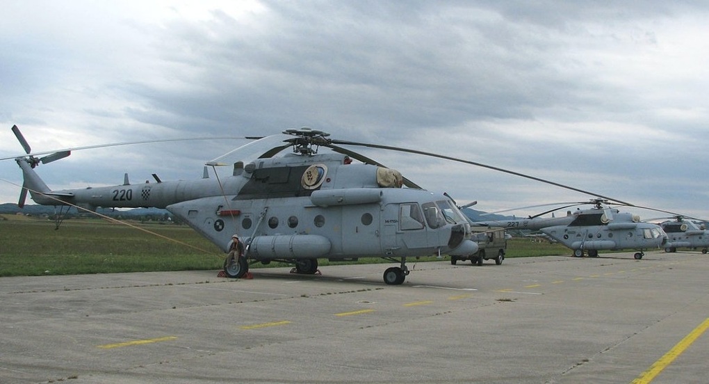 Ukraine nhận thêm trực thăng, pháo tự hành từ các đồng minh phương Tây - 2 Ukraine nhận thêm trực thăng, pháo tự hành từ các đồng minh phương Tây - 2