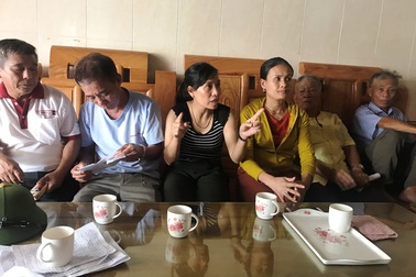 "Tố" giá điện tăng bất thường lên facebook: Hàng chục hộ dân bị hợp tác xã cắt điện