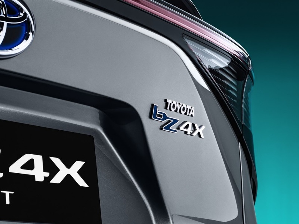 bZ4X Concept khởi đầu một chặng đường mới của Toyota - 7 bZ4X Concept khởi đầu một chặng đường mới của Toyota - 7