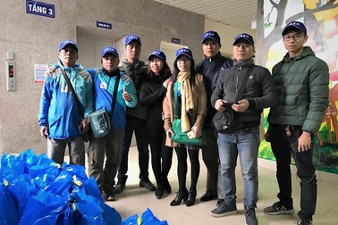 Nỗi lo mùa Tết của những nữ tài xế xa quê