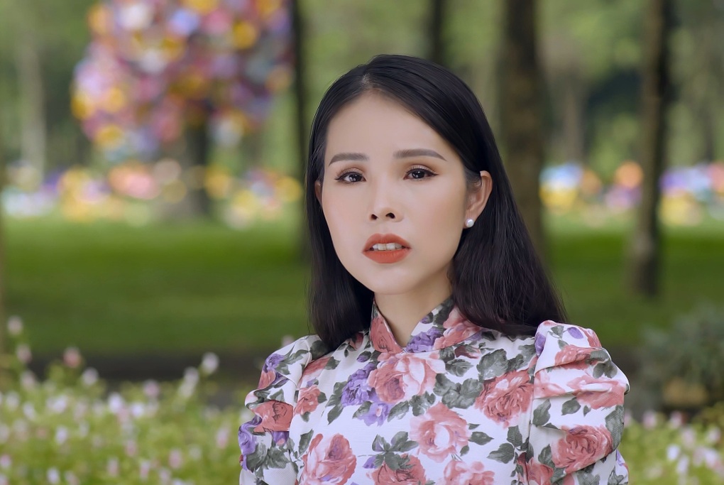 Quán quân Solo cùng bolero Lâm Ngọc Hoa tái xuất sau 7 năm vắng bóng - 1 Quán quân Solo cùng bolero Lâm Ngọc Hoa tái xuất sau 7 năm vắng bóng - 1
