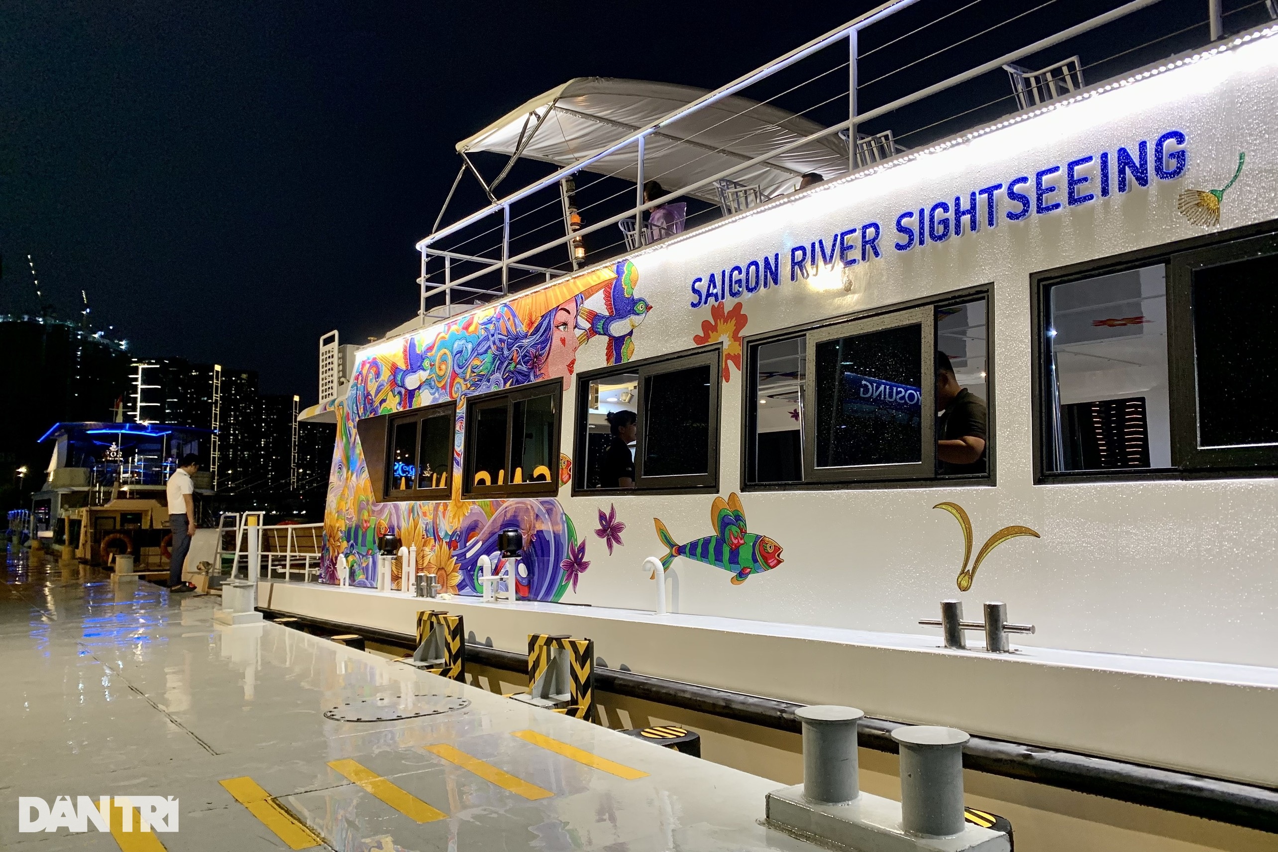 Tết Dương lịch: Đổ xô đi công viên view triệu đô, xếp hàng cà phê bến tàu - 6 Tết Dương lịch: Đổ xô đi công viên view triệu đô, xếp hàng cà phê bến tàu - 6