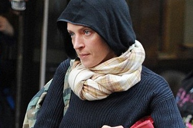 Sau khi hủy hôn, Uma Thurman lộ diện