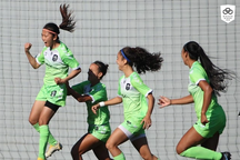 Huỳnh Như đá chính và ghi 2 bàn giúp CLB Bồ Đào Nha đại thắng