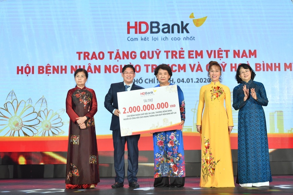 30 năm thành lập và phát triển, HDBank đón nhận Huân chương Lao động - 5 30 năm thành lập và phát triển, HDBank đón nhận Huân chương Lao động - 5