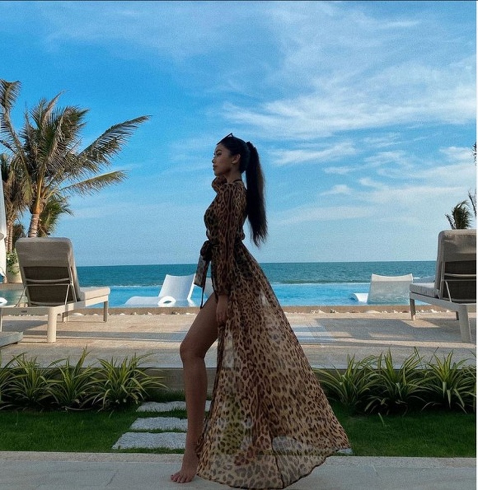 “Rich kid” Tiên Nguyễn hé lộ căn biệt thự sang chảnh tại Vũng Tàu - 7 “Rich kid” Tiên Nguyễn hé lộ căn biệt thự sang chảnh tại Vũng Tàu - 7