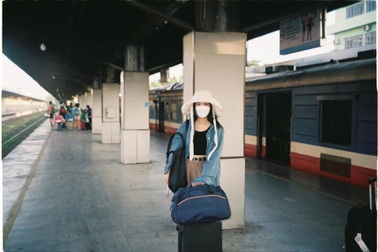 Vé máy bay tăng cao: Du lịch gặp khó nếu chỉ sống nhờ đường bộ, đường sắt