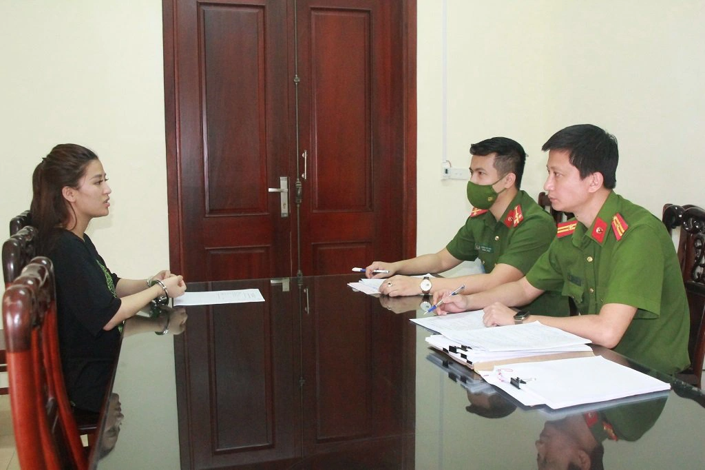 Hotgirl thành đạt lừa đảo 8 tỷ đồng - 2