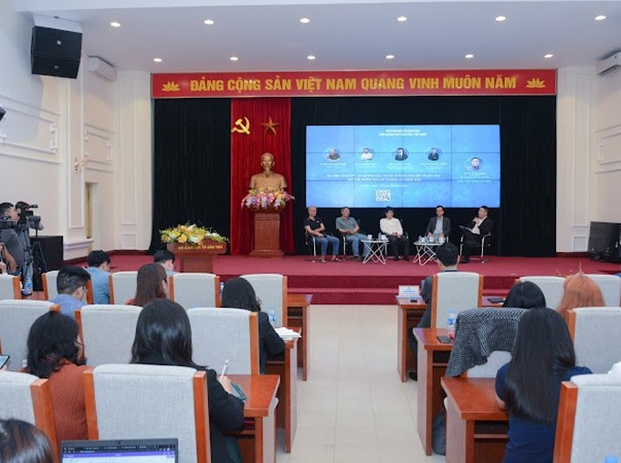 Quang cảnh buổi tọa đàm.