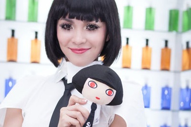 Trần Kim Phượng đoạt giải Gương mặt “Mon Shu Girl”