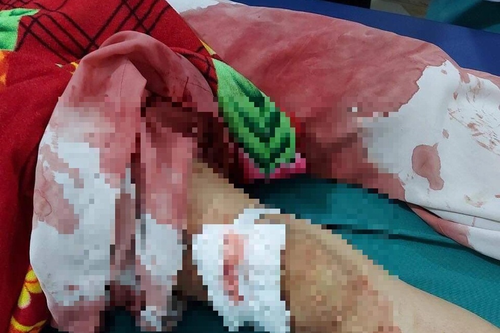 Nam sinh cấp 3 dùng dao truy sát 2 mẹ con bạn gái cùng lớp - 3 Nam sinh cấp 3 dùng dao truy sát 2 mẹ con bạn gái cùng lớp - 3