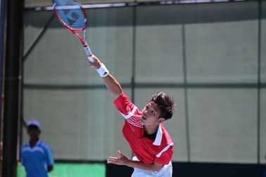 Hoàng Thiên chơi thăng hoa, Việt Nam cân bằng tỷ số với Pakistan