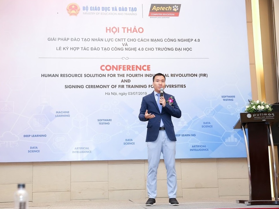 Chuyên gia chia sẻ giải pháp học trực tuyến hiệu quả: Thầy hết loay hoay - Trò khỏi đối phó - 2 Chuyên gia chia sẻ giải pháp học trực tuyến hiệu quả: Thầy hết loay hoay - Trò khỏi đối phó - 2