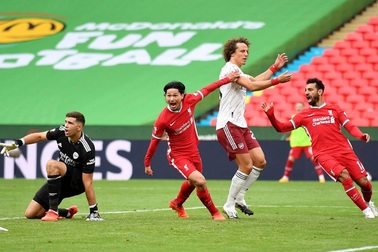 Minamino đi vào lịch sử Liverpool sau bàn thắng đầu tiên ở Siêu cúp Anh