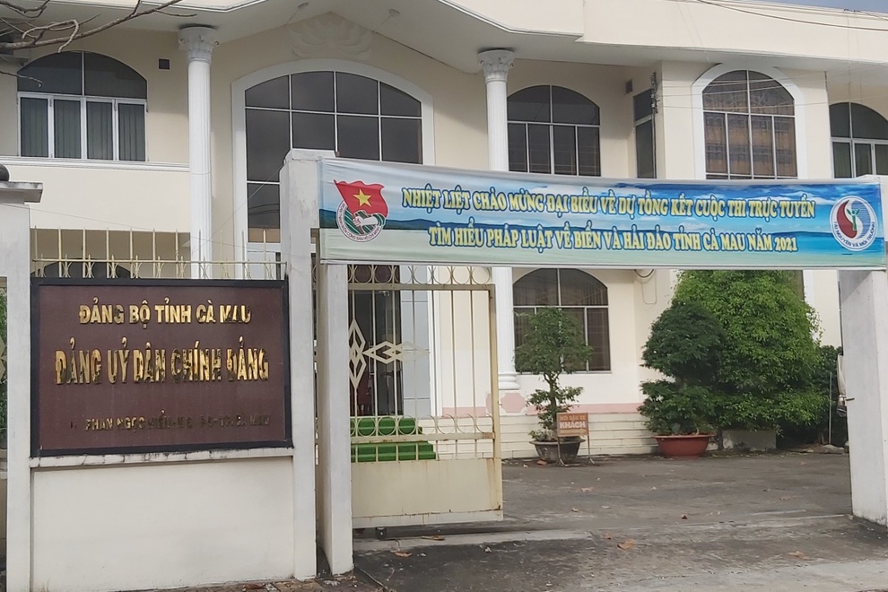 Nguyên kế toán Đảng ủy Dân chính đảng Cà Mau om hơn một tỷ đồng đảng phí - 1 Nguyên kế toán Đảng ủy Dân chính đảng Cà Mau om hơn một tỷ đồng đảng phí - 1